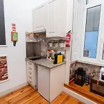 Large 2-bedroom Prime Location Lisboa